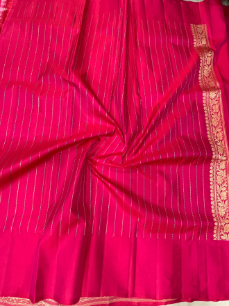 Handloom Pure Katan Silk Guldasta Tilfi Minakari Buti Saree in Kadhwa Weave