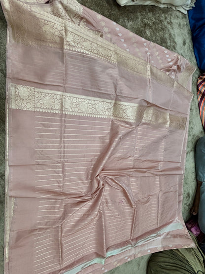 PURE KATAN SILK NILAMBARI BUTI JAAL WEAVING SAREE HANDLOOM KADHWA WEAVE 