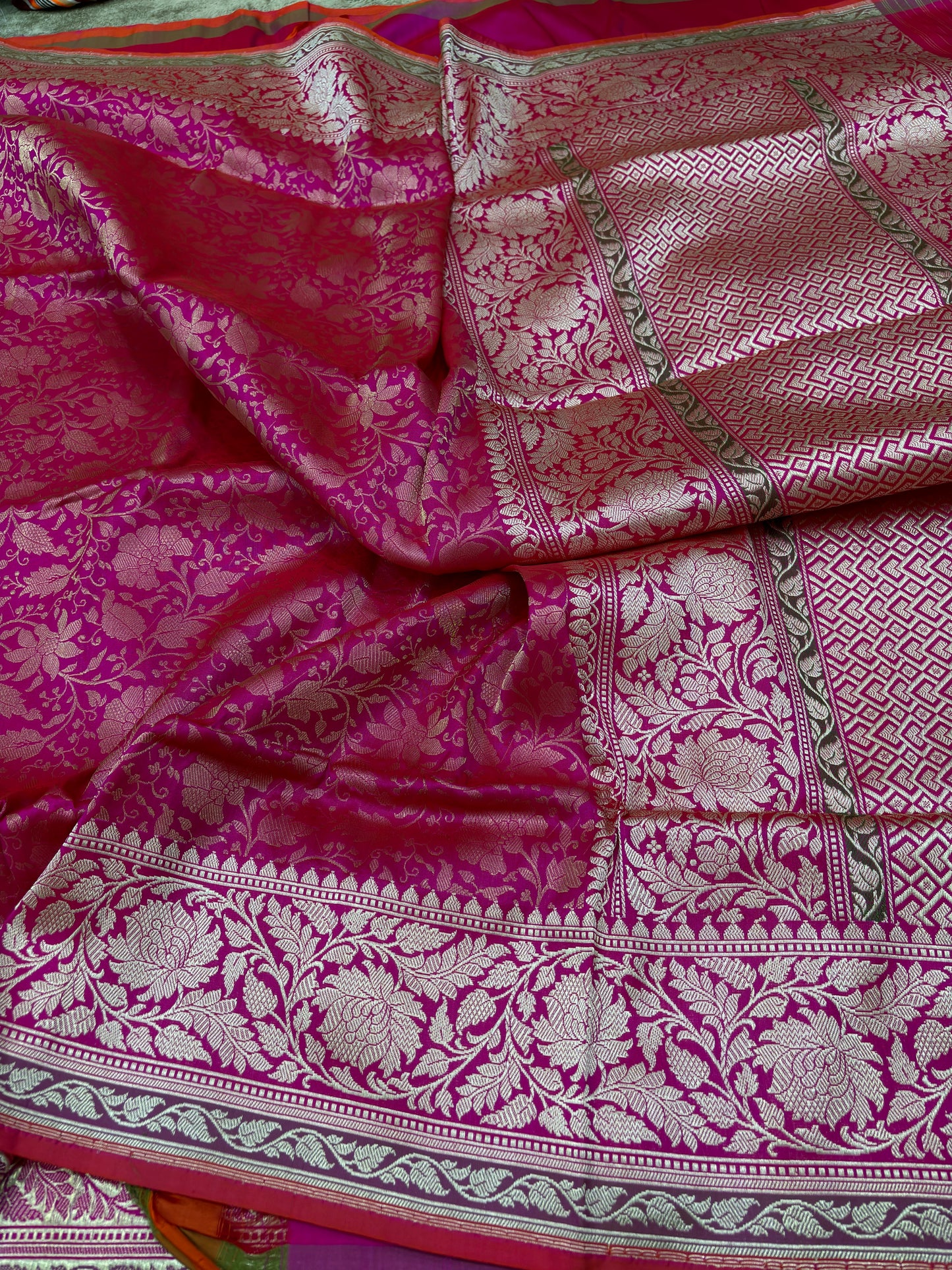 PURE KATAN SILK BANARASI HANDLOOM KADHWA PALLU AND BORDER BROCADE SAREE