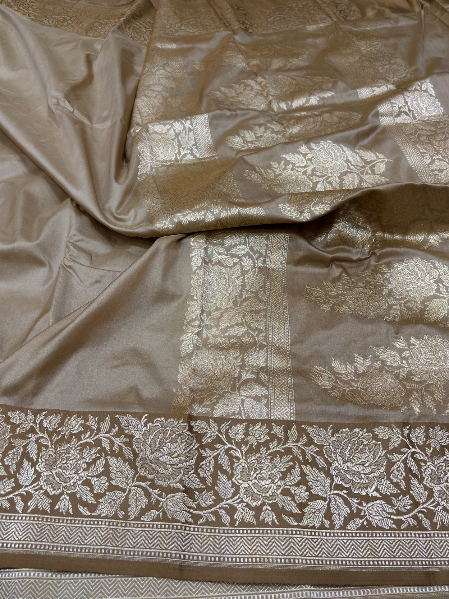 Banarasi Pure Katan Silk Designer with Satin Border Kadhwa Weave