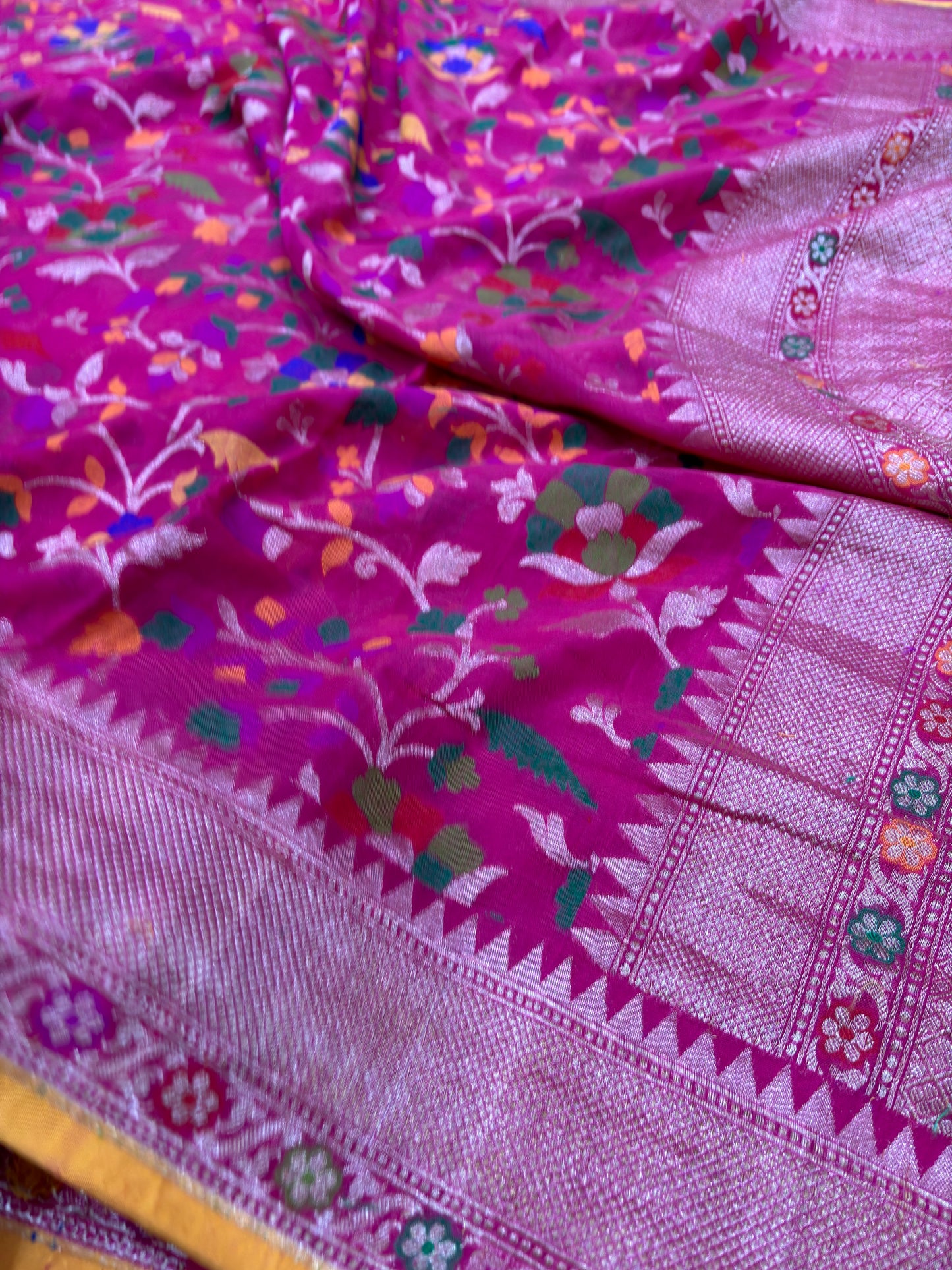 PURE COTTON JAMDANI INSPIRED HANDLOOM CUTWORK WEAVING SAREW WITH MINAKARI JAAL