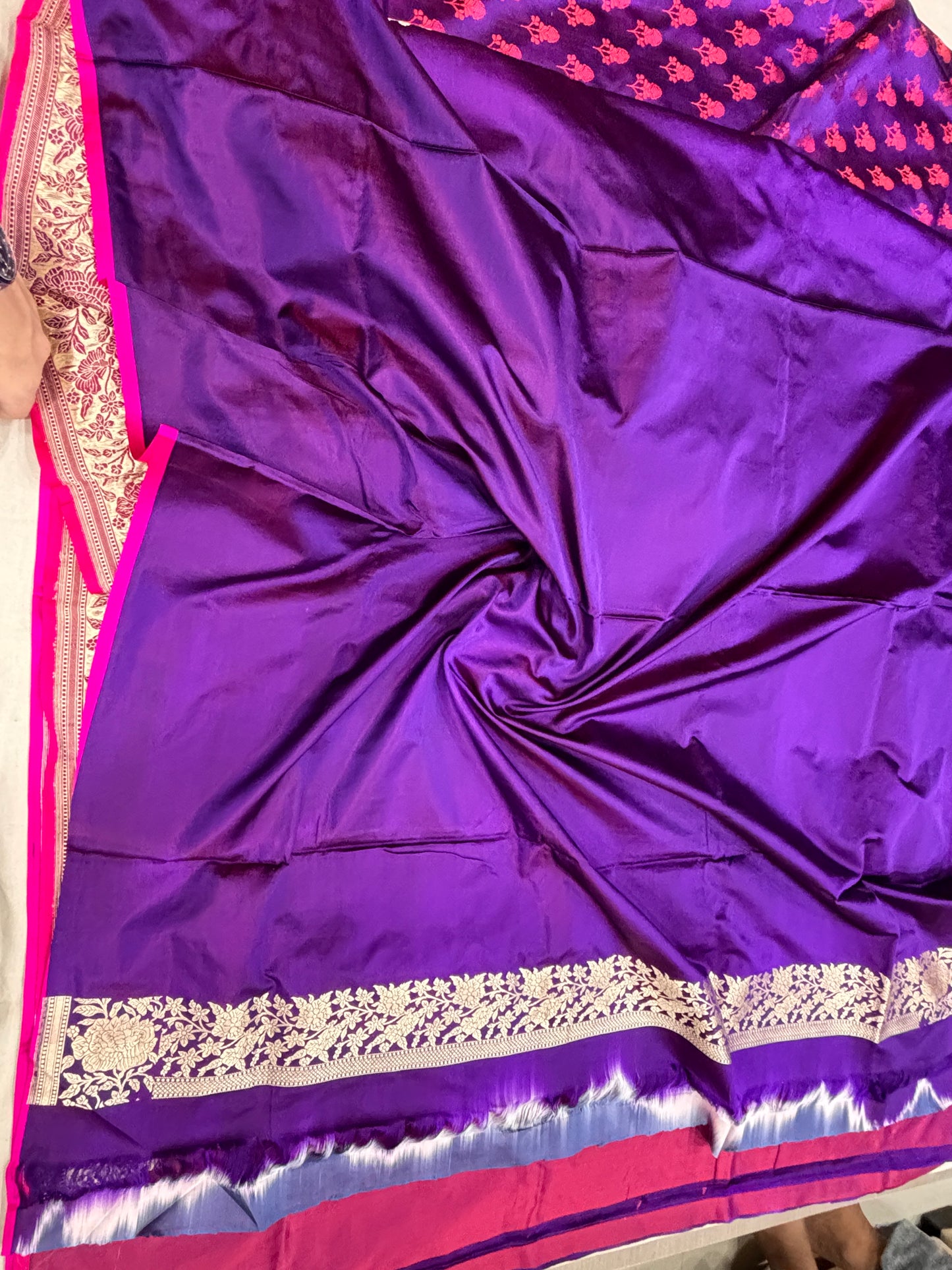 Pure Satin Silk Banarasi with kadhiyal Satin silk border and meenakari jaal work